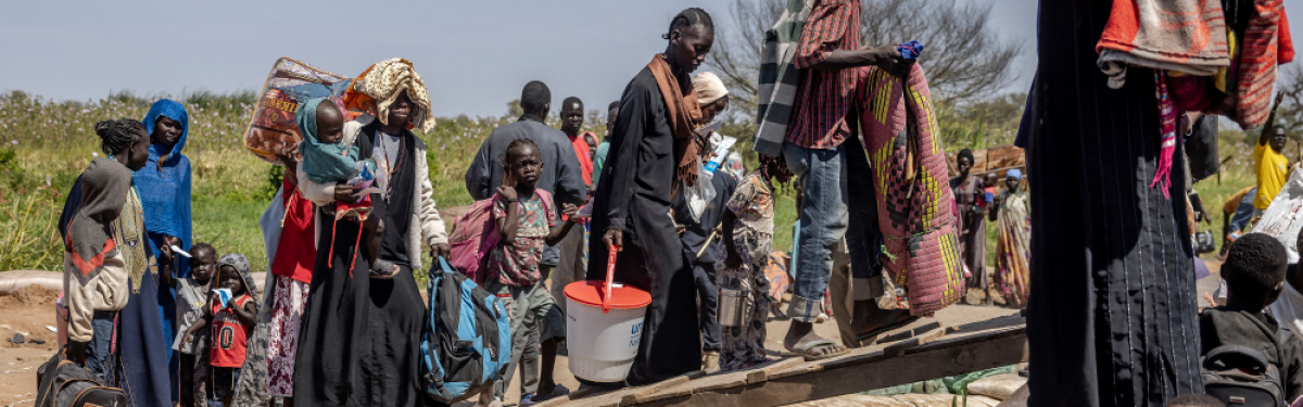 Sie fliehen in den Tschad, nach Äthiopien oder in den Südsudan: 8,5 Millionen Sudanesinnen und Sudanesen sind aktuell auf der Flucht – die derzeit größte Flüchtlingskatastrophe weltweit.